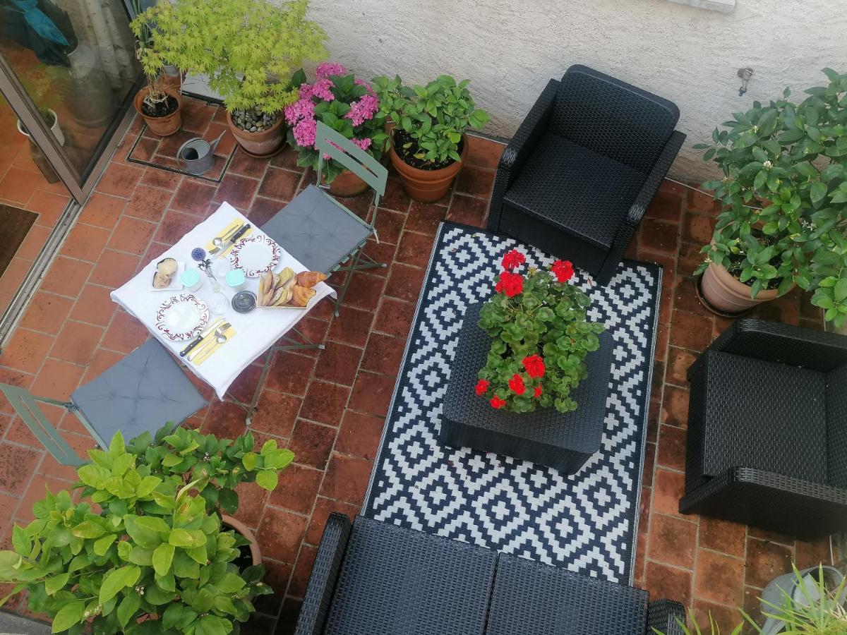 Le104Bis Bed & Breakfast Poitiers Exterior photo